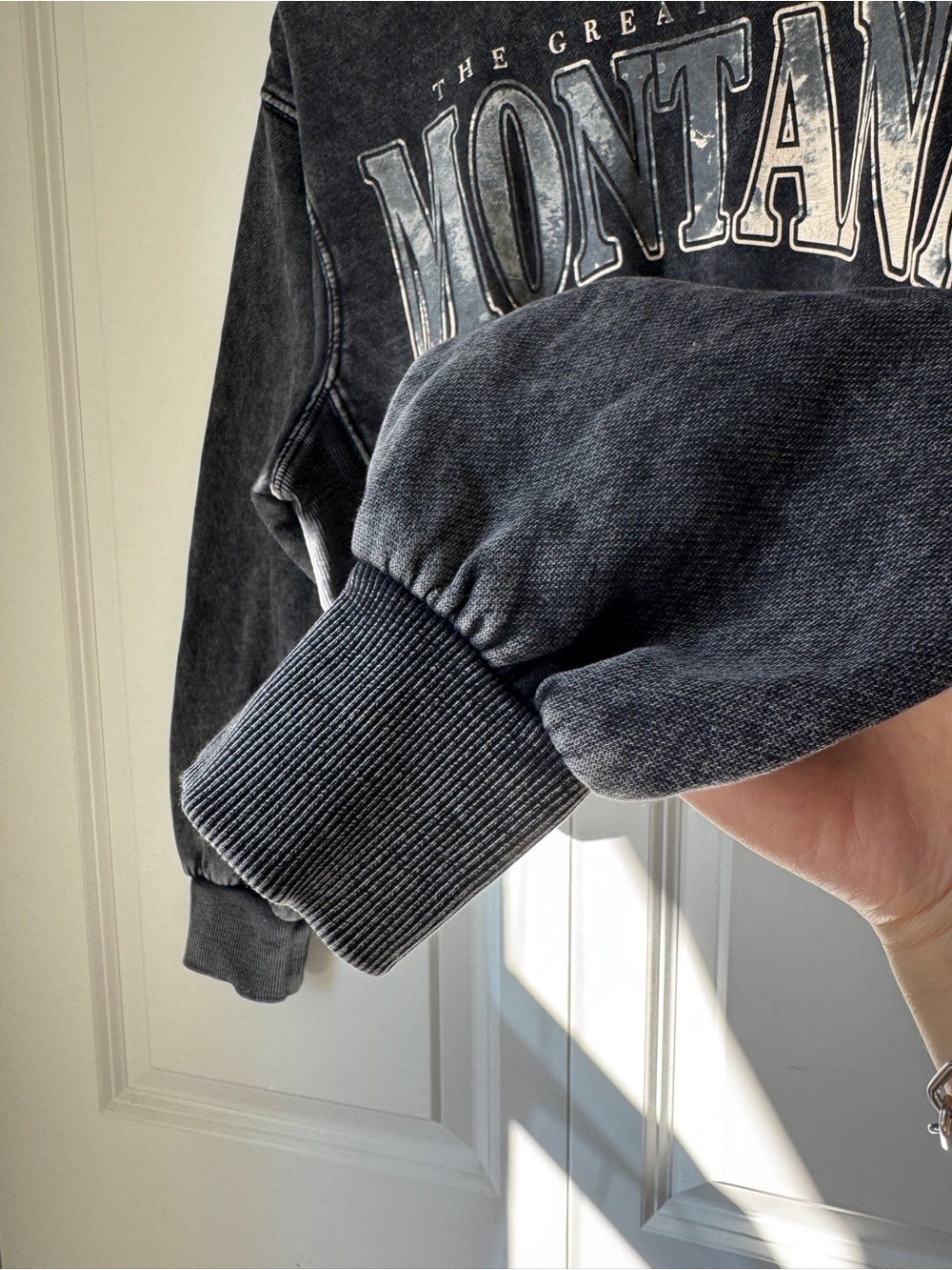 Garage Montana National Parks Cropped Sweatshirt - Picture 4 of 8
